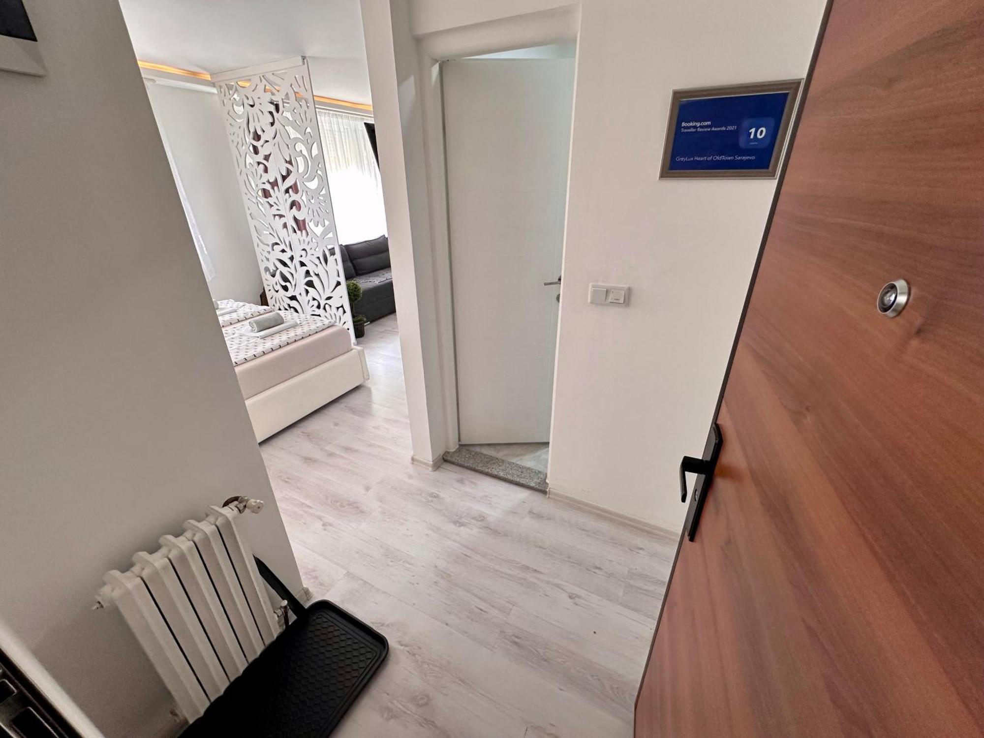 Greylux Heart Of Oldtown Sarajevo Apartment Ngoại thất bức ảnh